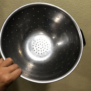 VTG STAINLESS STEEL METAL STRAINER WITH HANDLES MADE IN KOREA